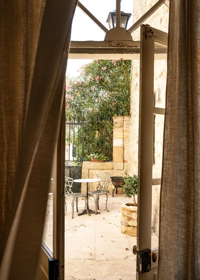 La Fugue, Demeure Historique Proche De Uzes,Nimes,Cevennes Hotel Brignon Exterior photo